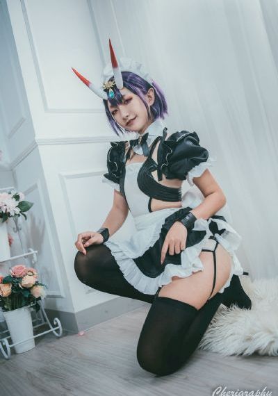 爆乳上司JULIA中文字幕直播_高清完整在线观看