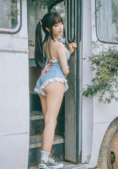她开始拒绝慢迎迎合的小说_免费观看字幕